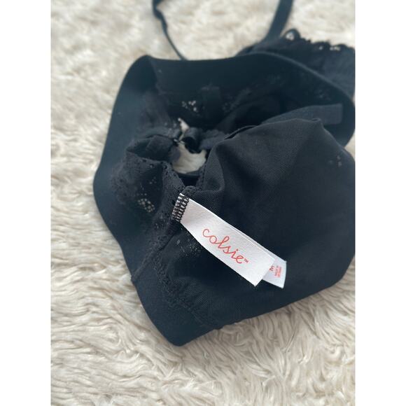 Colsie Medium Black Lace Sheer Bralette - Picture 3 of 3